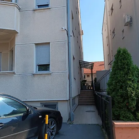 Kutak-corner Apartamento *